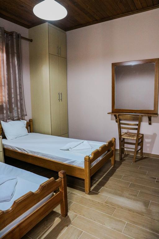 Hotel Elatofilito Athamanio 外观 照片