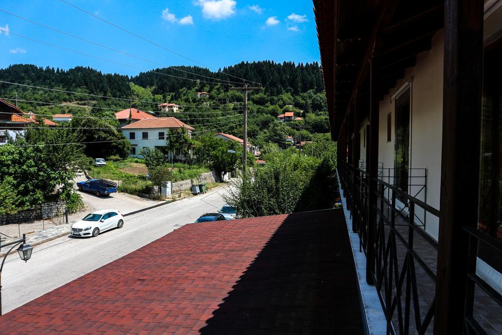 Hotel Elatofilito Athamanio 外观 照片