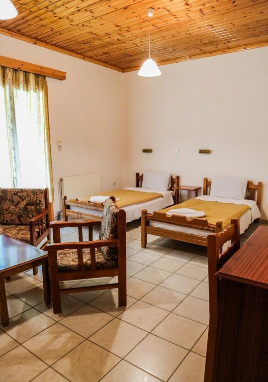 Hotel Elatofilito Athamanio 外观 照片