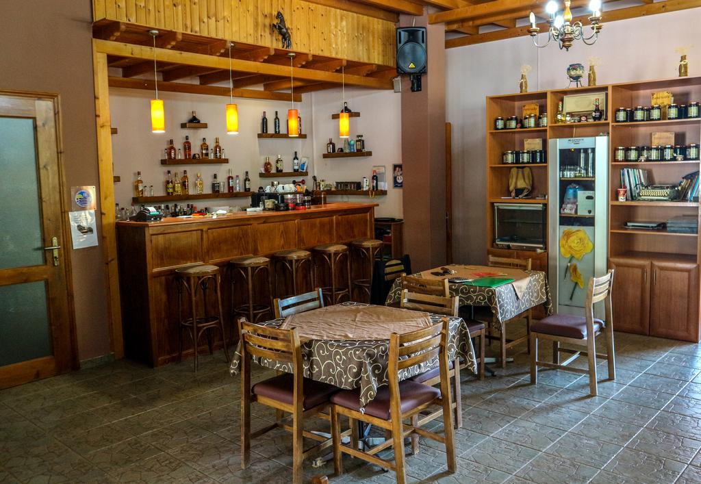 Hotel Elatofilito Athamanio 外观 照片